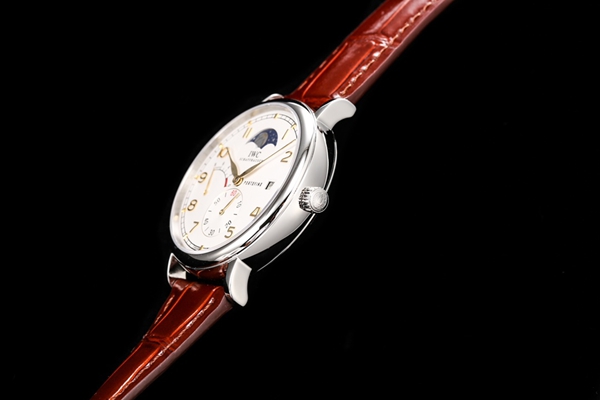 アイ・ダブリュー・シー細部ディテール